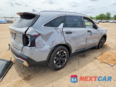 Trzecie zdjęcie samochodu z tyłu: 2024 KIA SORENTO S VIN:5XYRLDJC2RG278436 - miniatura