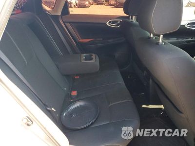 Zdjęcie 10 z 12 samochodu: 2014 NISSAN SENTRA S VIN:3N1AB7AP4EY253731 - miniatura