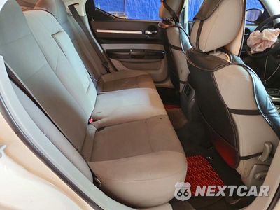 Zdjęcie 10 z 12 samochodu: 2010 DODGE CHARGER SXT VIN:2B3CA3CV8AH187800 - miniatura