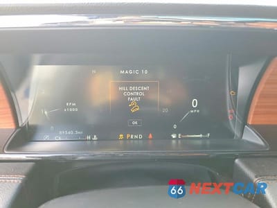 Zdjęcie 9 z 14 samochodu: 2018 LINCOLN NAVIGATOR L RESERVE VIN:5LMJJ3LT0JEL14219 - miniatura