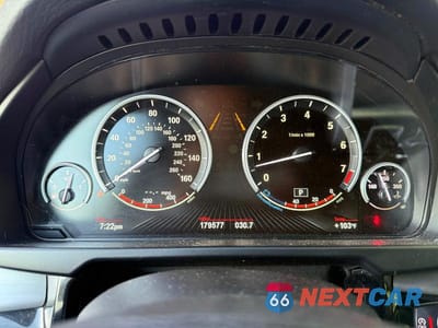 Zdjęcie 8 z 10 samochodu: 2017 BMW X5 XDRIVE35I VIN:5UXKR0C32H0V75733 - miniatura