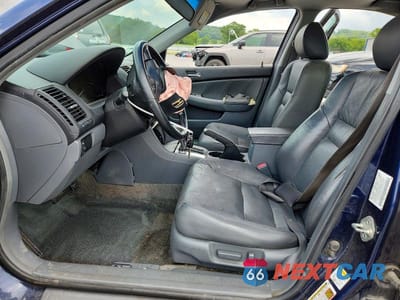 Zdjęcie 7 z 12 samochodu: 2007 HONDA ACCORD EX VIN:1HGCM56847A145639 - miniatura