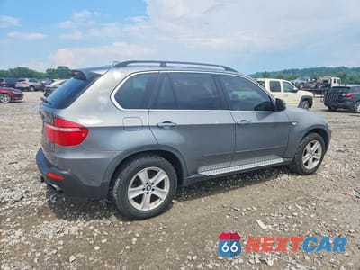 Trzecie zdjęcie samochodu z tyłu: 2008 BMW X5 4.8I VIN:5UXFE83548L166175 - miniatura