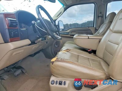Zdjęcie 7 z 13 samochodu: 2005 FORD F350 SUPER DUTY VIN:1FTWW32P65EA72707 - miniatura