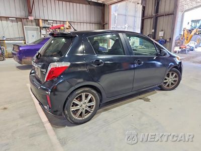 Trzecie zdjęcie samochodu z tyłu: 2014 TOYOTA YARIS 5-DOOR SE VIN:JTDKTUD31ED580273 - miniatura
