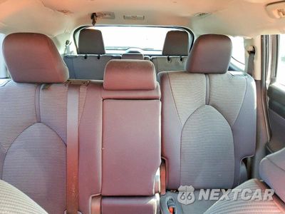 Zdjęcie 10 z 13 samochodu: 2022 TOYOTA HIGHLANDER VIN:5TDBZRBH7NS257912 - miniatura