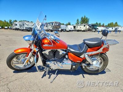 Trzecie zdjęcie samochodu z tyłu: 2006 HONDA VTX1300 C VIN:1HFSC55076A204664 - miniatura