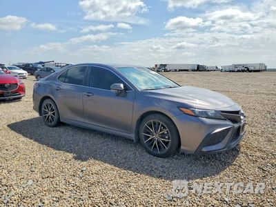 Czwarte zdjęcie samochodu z boku: 2023 TOYOTA CAMRY SE VIN:4T1G11AK3PU758933 - miniatura