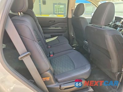 Zdjęcie 11 z 14 samochodu: 2024 NISSAN PATHFINDER SV VIN:5N1DR3BC2RC283296 - miniatura