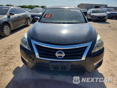 Piąte zdjęcie samochodu w środku: 2015 NISSAN ALTIMA 2.5 S VIN:1N4AL3AP5FN883104 - miniatura