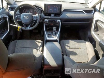 Zdjęcie 8 z 14 samochodu: 2021 TOYOTA RAV4 XLE VIN:2T3W1RFV4MC096233 - miniatura