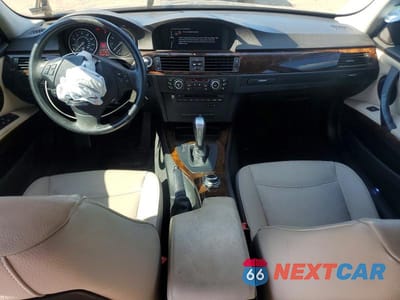 Zdjęcie 8 z 12 samochodu: 2011 BMW 328 XI SULEV VIN:WBAPK5G58BNN79796 - miniatura
