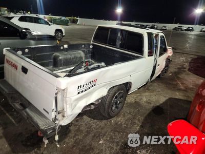 Trzecie zdjęcie samochodu z tyłu: 1992 NISSAN TRUCK BASE VIN:1N6SD16SXNC323969 - miniatura
