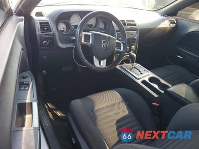 Zdjęcie 8 z 12 samochodu: 2014 DODGE CHALLENGER SXT VIN:2C3CDYAG4EH127109 - miniatura