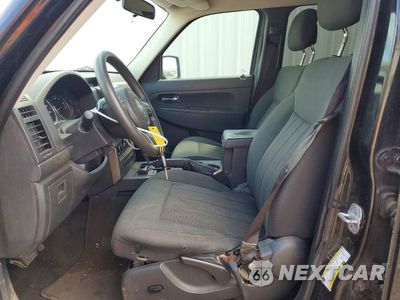 Zdjęcie 7 z 13 samochodu: 2012 JEEP LIBERTY SPORT VIN:1C4PJMAK8CW209197 - miniatura