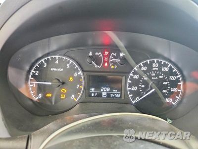 Zdjęcie 9 z 12 samochodu: 2017 NISSAN SENTRA S VIN:3N1AB7AP3HY347250 - miniatura