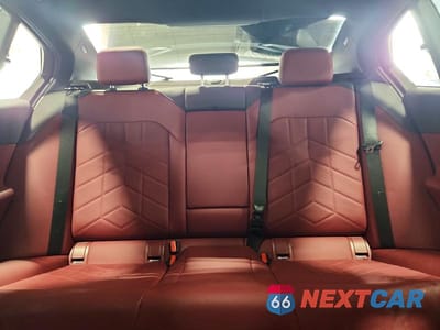 Zdjęcie 10 z 14 samochodu: 2025 BMW I5 XDRIVE 40 VIN:WBY13HG06SCT42679 - miniatura