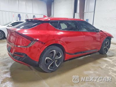 Trzecie zdjęcie samochodu z tyłu: 2024 KIA EV6 GT LINE VIN:KNDC4DLC3R5167970 - miniatura