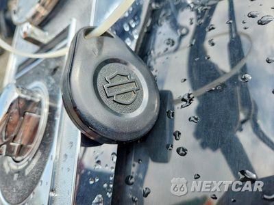 Zdjęcie 8 z 9 samochodu: 2008 HARLEY-DAVIDSON FLSTC VIN:1HD1BW5178Y034970 - miniatura