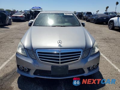 Piąte zdjęcie samochodu w środku: 2010 MERCEDES-BENZ E 350 VIN:WDDHF5GB2AA073894 - miniatura