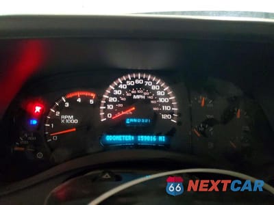 Zdjęcie 9 z 13 samochodu: 2005 CHEVROLET SILVERADO K2500 HEAVY DUTY VIN:1GCHK23295F911342 - miniatura