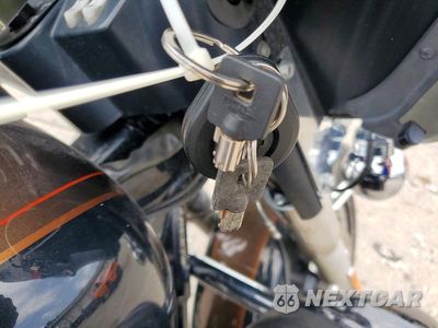 Zdjęcie 8 z 9 samochodu: 2013 HARLEY-DAVIDSON FLHTK ELECTRA GLIDE ULTRA LIMITED VIN:1HD1KEM20DB671300 - miniatura