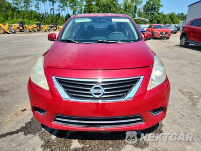 Piąte zdjęcie samochodu w środku: 2014 NISSAN VERSA 1.6 S VIN:3N1CN7AP4EL822347 - miniatura