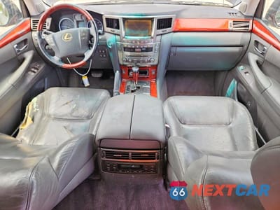 Zdjęcie 8 z 13 samochodu: 2009 LEXUS LX 570 VIN:JTJHY00W594029190 - miniatura
