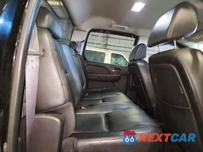 Zdjęcie 10 z 12 samochodu: 2008 GMC SIERRA C2500 HEAVY DUTY VIN:1GTHC23628F138007 - miniatura