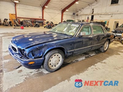 1998 JAGUAR VANDENPLAS SAJKN6246WC853007 - główne zdjęcie licytacji z USA - miniatura