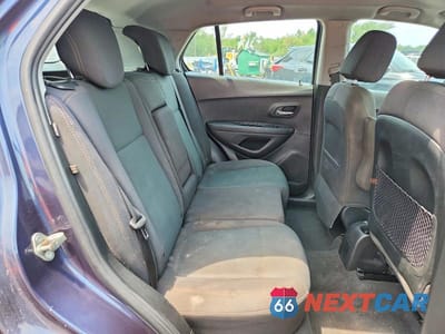 Zdjęcie 11 z 13 samochodu: 2018 CHEVROLET TRAX LS VIN:3GNCJKSB2JL382340 - miniatura