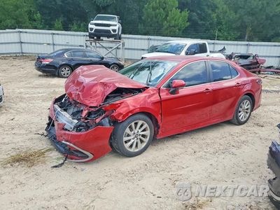 2024 TOYOTA CAMRY LE 4T1C11AK6RU220843 - główne zdjęcie licytacji z USA - miniatura