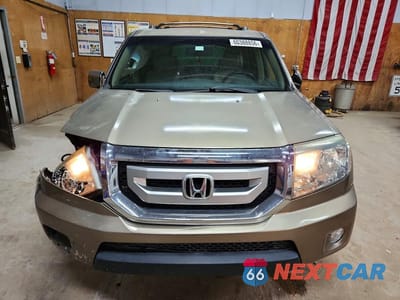 Piąte zdjęcie samochodu w środku: 2009 HONDA PILOT EXL VIN:5FNYF38589B012494 - miniatura