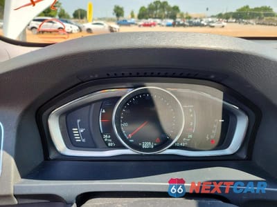 Zdjęcie 9 z 12 samochodu: 2016 VOLVO V60 T5 PLATINUM VIN:YV140MEM7G1293415 - miniatura