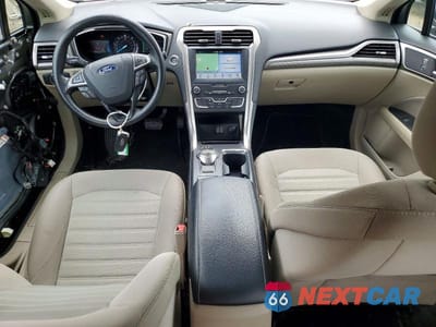Zdjęcie 8 z 13 samochodu: 2019 FORD FUSION SE VIN:3FA6P0LU3KR241421 - miniatura
