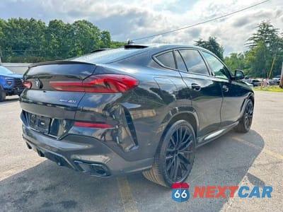 Trzecie zdjęcie samochodu z tyłu: 2022 BMW X6 XDRIVE40I VIN:5UXCY6C05N9L63884 - miniatura