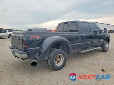 Trzecie zdjęcie samochodu z tyłu: 2001 FORD F350 SUPER DUTY VIN:1FTWW33F31EB40994 - miniatura