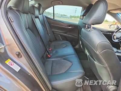 Zdjęcie 10 z 12 samochodu: 2019 TOYOTA CAMRY SE VIN:4T1B11HK8KU238798 - miniatura