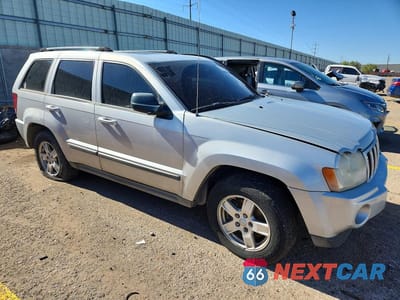 Czwarte zdjęcie samochodu z boku: 2007 JEEP GRAND CHEROKEE LAREDO VIN:1J8HR48N47C588258 - miniatura