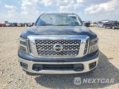 Piąte zdjęcie samochodu w środku: 2019 NISSAN TITAN SV VIN:1N6AA1E5XKN507163 - miniatura