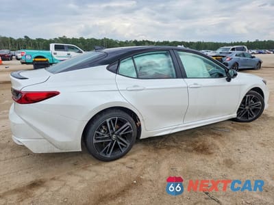 Trzecie zdjęcie samochodu z tyłu: 2025 TOYOTA CAMRY XSE VIN:4T1DAACK2SU205697 - miniatura