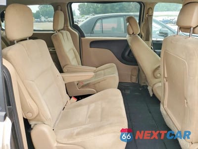 Zdjęcie 11 z 13 samochodu: 2014 DODGE GRAND CARAVAN SE VIN:2C4RDGBG2ER331240 - miniatura