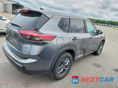 Trzecie zdjęcie samochodu z tyłu: 2024 NISSAN ROGUE S VIN:5N1BT3ABXRC696004 - miniatura