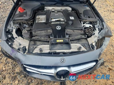 Zdjęcie 11 z 12 samochodu: 2018 MERCEDES-BENZ E 63 AMG-S VIN:WDDZF8KB2JA247489 - miniatura