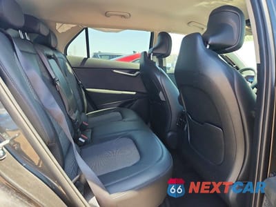 Zdjęcie 10 z 12 samochodu: 2024 KIA NIRO WIND VIN:KNDCR3L19R5113163 - miniatura