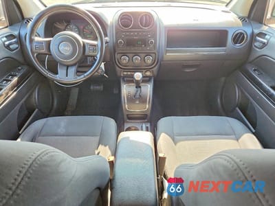 Zdjęcie 8 z 13 samochodu: 2011 JEEP COMPASS SPORT VIN:1J4NT1FB1BD162124 - miniatura