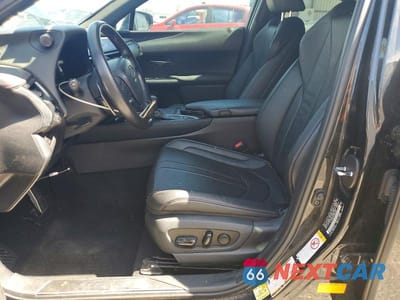 Zdjęcie 7 z 14 samochodu: 2019 LEXUS UX 200 VIN:JTHY3JBHXK2009488 - miniatura
