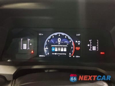 Zdjęcie 9 z 12 samochodu: 2025 TOYOTA TACOMA SR5 VIN:3TMLB5JN2SM203535 - miniatura