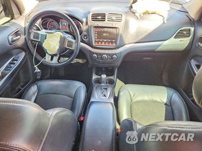 Zdjęcie 8 z 13 samochodu: 2019 DODGE JOURNEY CROSSROAD VIN:3C4PDDGGXKT785307 - miniatura