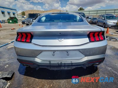 Zdjęcie 6 z 12 samochodu: 2026 FORD MUSTANG VIN:1FA6P8TH5T5118838 - miniatura